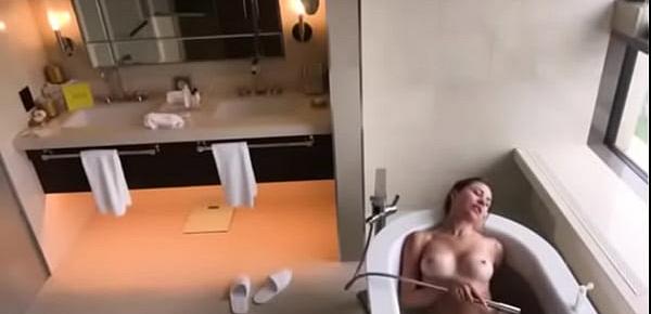  Perfect Babe Passionate Fingering Pussy in Bathroom